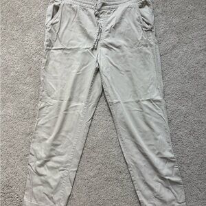 GAP Women’s Light Gray Joggers